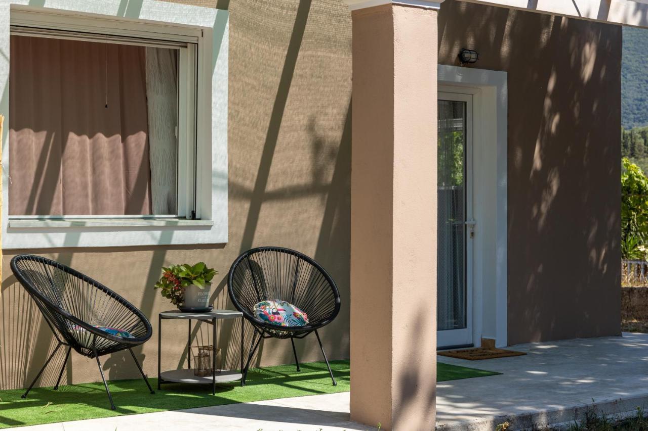 Apricus Domum Apartment Kato Korakiana Exterior foto